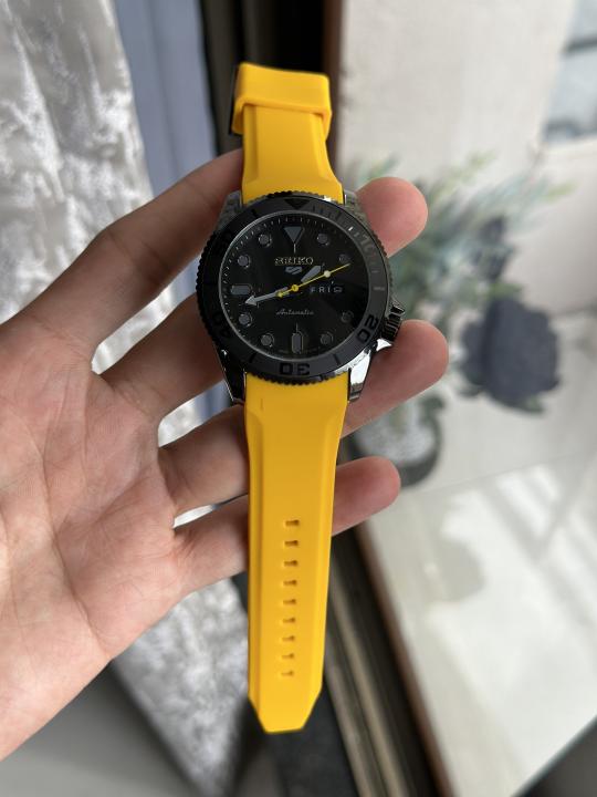 Seiko 5 Premium Watch Heavy Quartz