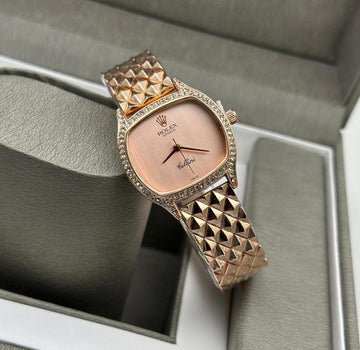 Rolex_Geneve_Women_Square_Rosegold