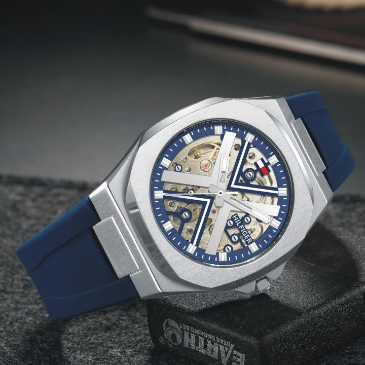 Tommy_ Hilfiger Automatic Skeleton - J1104