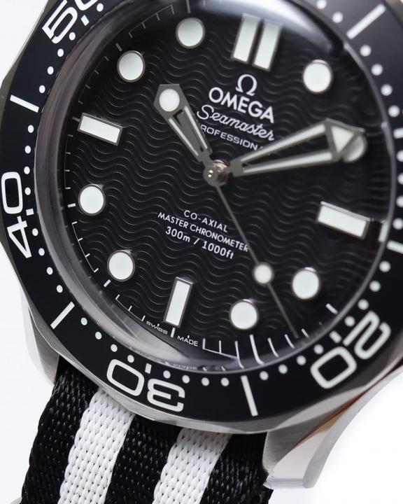 Omeg_a Seamaster Diver 300 Automatic