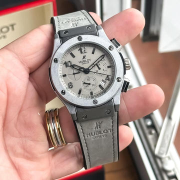 HUBLOT_CRONOGRAPH_GREY
