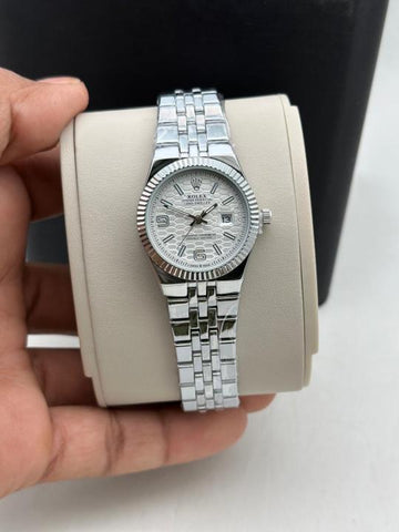 Rolex_Women_Land_Dweller_Silver