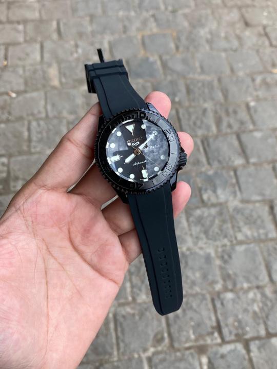 Seik_o mens full black Swiss Movement
