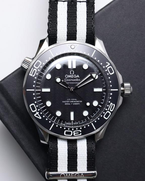Omeg_a Seamaster Diver 300 Automatic