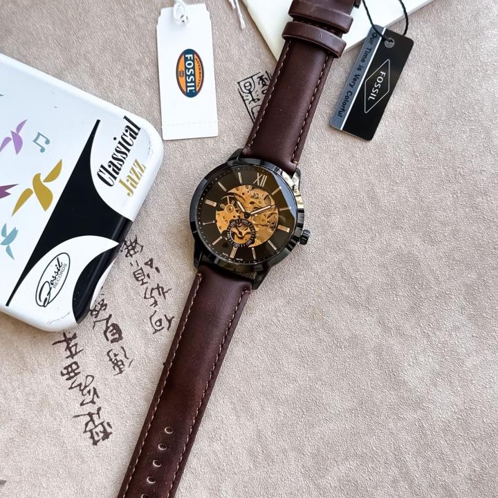 FOSSIL_AUTO_BROWN