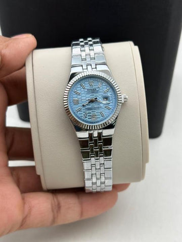 Rolex_Women_Land_Dweller_Silver_Sky-Blue